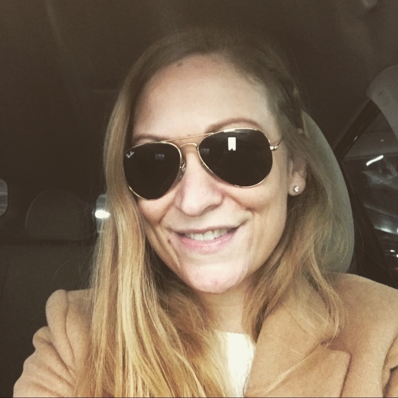 Your Posher, Kelly (with assistance of Ali & Skyn) - Picture 4 of 6